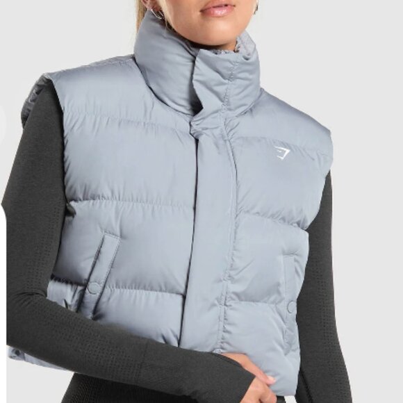 Gymshark Cropped Midi Gilet Women's M Gray Puffer Vest Lightweight Active EUC - Picture 1 of 13